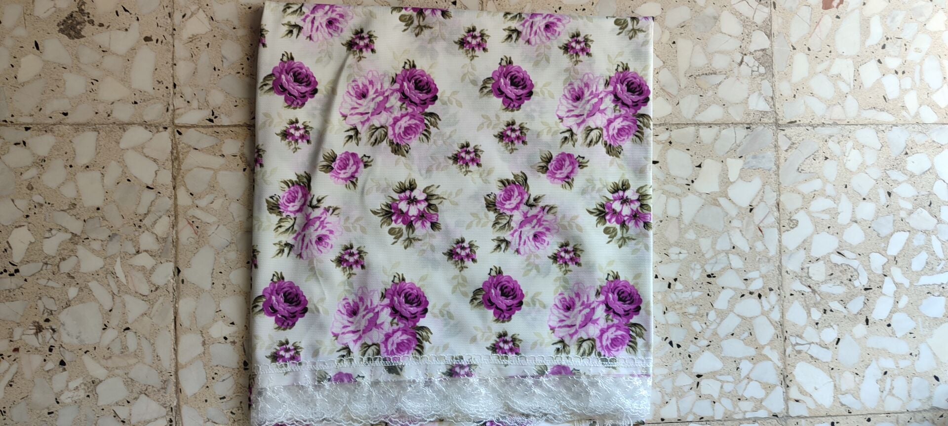 150*150 cm dantelli sofra